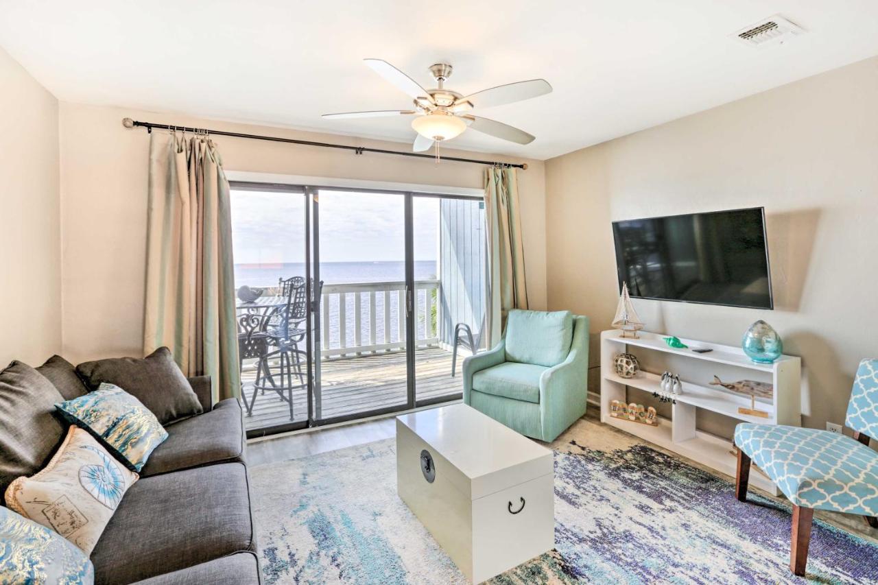 Waterfront Escape With Balcony On Shell Point Beach! Panacea Exterior photo